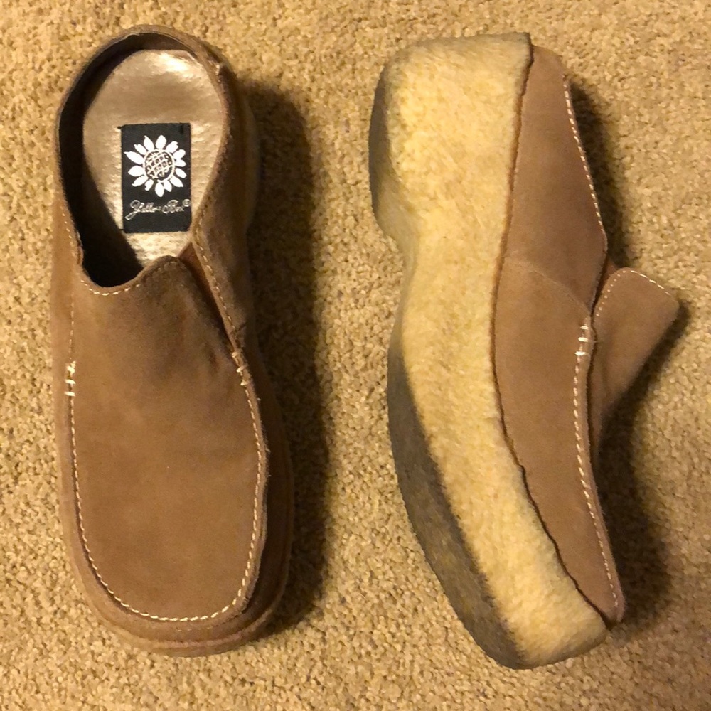Brown suede clog
